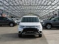 2019 Mitsubishi Outlander III Рестайлинг 3, белый - вид 7