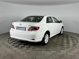 2012 Toyota Corolla X (E140, E150) Рестайлинг, белый, 999000 рублей, вид 5