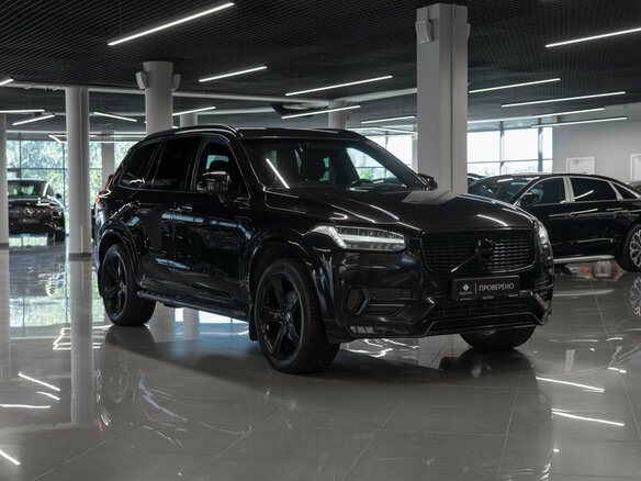 2017 Volvo XC90 II, чёрный - вид 1