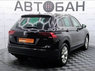2020 Volkswagen Tiguan II, чёрный, 2944000 рублей, вид 3