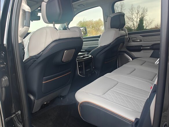 2025 Ram 1500 Crew Cab V Рестайлинг, чёрный, 9800000 рублей - вид 18
