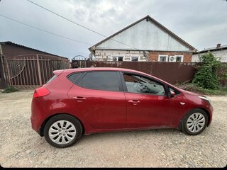 2013 Kia Ceed II, красный, 770000 рублей, вид 2