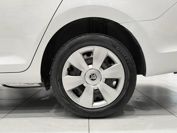 2019 Skoda Rapid I Рестайлинг, белый, 1299000 рублей - вид 17