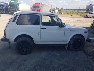 2022 Lada (ВАЗ) Niva Legend Euro-2 I, белый, 900000 рублей, вид 2