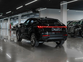 2026 Audi Q5 Sportback TFSI quattro S tronic II (GU), чёрный, 8100000 рублей, вид 5