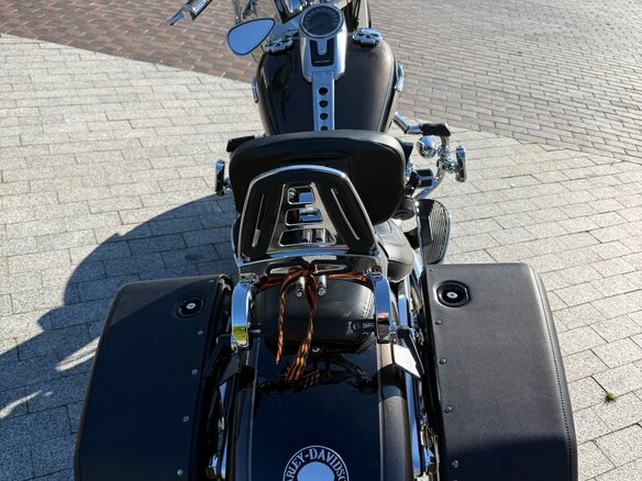 2020 Harley-Davidson Fat Boy, коричневый, 2450000 рублей - вид 16