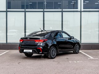 2017 Kia Rio IV, чёрный, 1250000 рублей, вид 2