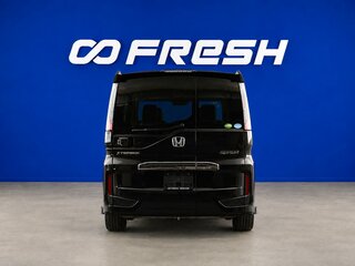 2017 Honda Stepwgn V, чёрный, 3179090 рублей, вид 4