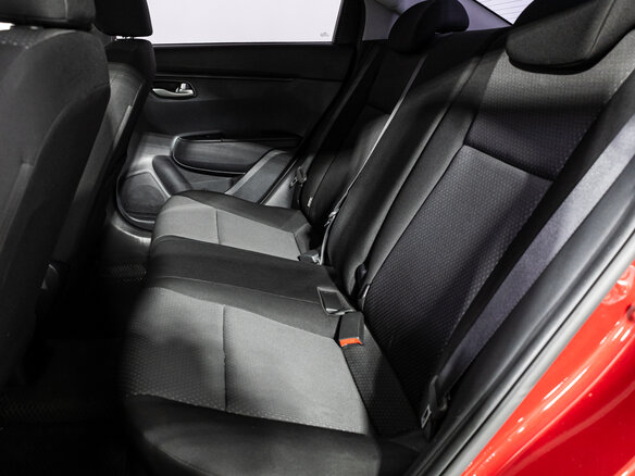 2020 Kia Rio IV Рестайлинг, красный, 1475900 рублей - вид 9