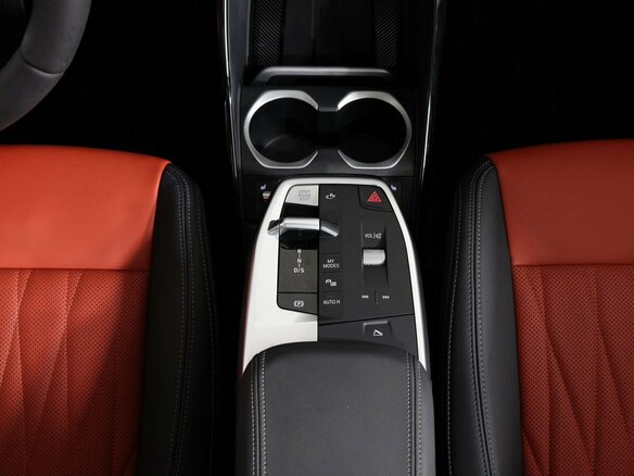 2026 BMW X1 Long 25Li xDrive III (U11/U12), чёрный, 5730000 рублей - вид 22