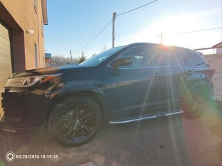 2020 Toyota Highlander III (XU50) Рестайлинг, чёрный, 4305000 рублей, вид 5