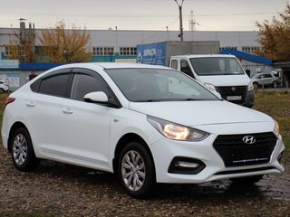 2017 Hyundai Solaris II, белый, 1149000 рублей, вид 3