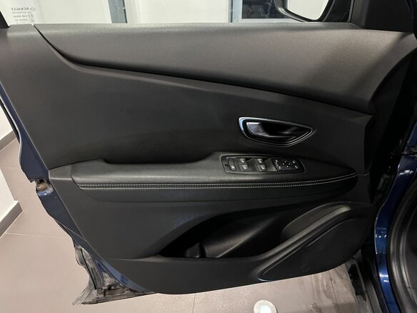 2018 Renault Scenic Grand IV, синий, 1550000 рублей - вид 17