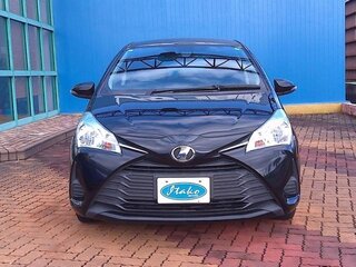 2017 Toyota Vitz III (XP130) Рестайлинг 2, чёрный, 870000 рублей, вид 2