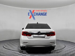 2012 Toyota Camry VII (XV50), белый, 1469000 рублей, вид 4