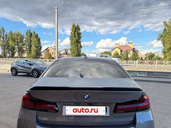 2020 BMW 5 серии 530d VII (G30/G31/G38) Рестайлинг, серый, 3790000 рублей - вид 5