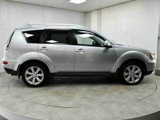 2010 Mitsubishi Outlander II Рестайлинг, серебристый, 1180000 рублей, вид 4