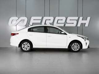 2021 Kia Rio IV Рестайлинг, белый, 1459000 рублей, вид 5