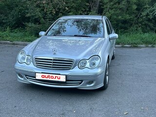 2007 Mercedes-Benz C-Класс 220 II (W203) Рестайлинг, серебристый, 749000 рублей, вид 1