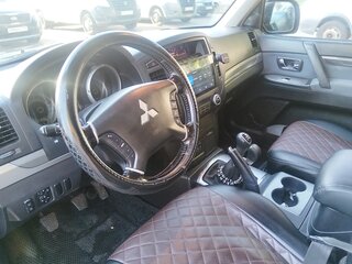 2008 Mitsubishi Pajero IV, чёрный, 1300000 рублей, вид 5