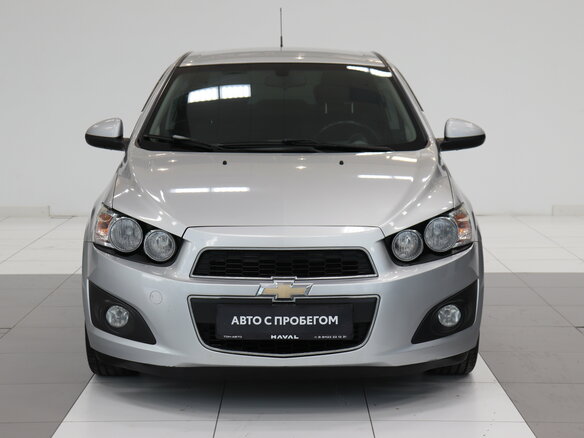 2014 Chevrolet Aveo II, серебристый - вид 1