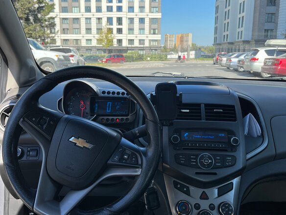 2012 Chevrolet Aveo II, серый, 460000 рублей - вид 13