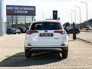 2018 Toyota RAV4 IV (XA40) Рестайлинг, белый, 1855000 рублей, вид 5