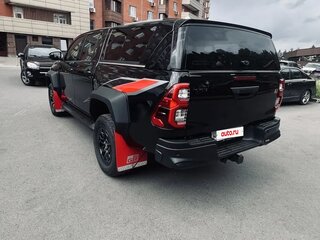 2025 Toyota Hilux VIII Рестайлинг 2, чёрный, 7700000 рублей, вид 5
