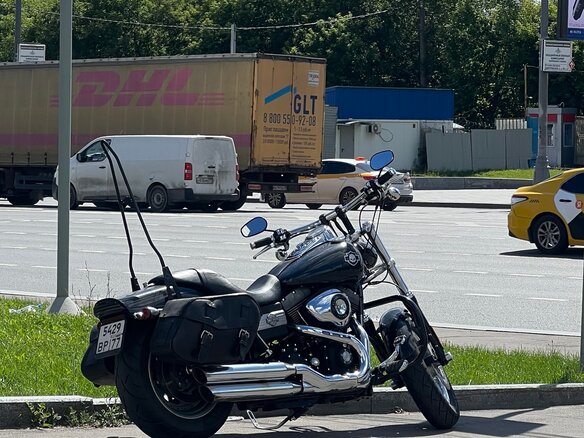 2009 Harley-Davidson Fat Bob, чёрный, 850000 рублей - вид 4