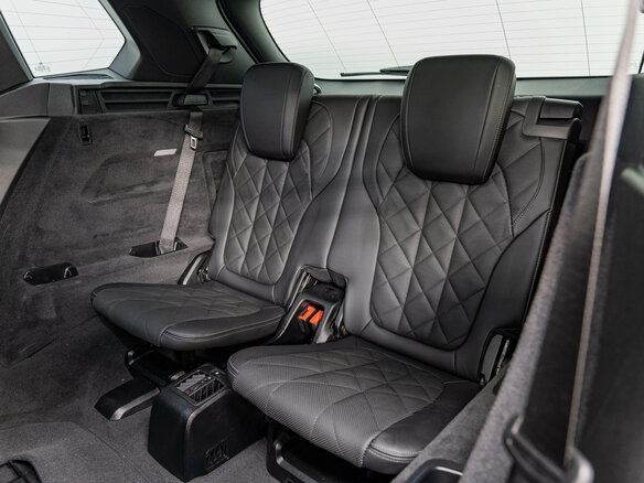 2025 BMW X5 40d IV (G05/G18) Рестайлинг, серый, 12990000 рублей - вид 18