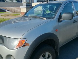 2007 Mitsubishi L200 IV, серебристый, 1000000 рублей, вид 3