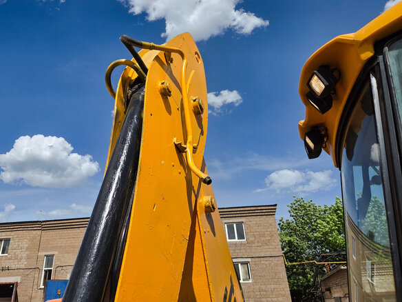 2010 JCB 3CX, жёлтый, 3250000 рублей - вид 13