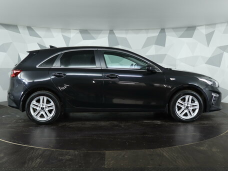 2020 Kia Ceed III, чёрный, 1849000 рублей, вид 4