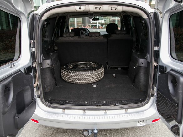 2014 Lada (ВАЗ) Largus I, серебристый, 580000 рублей - вид 27