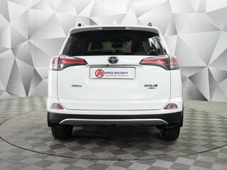 2017 Toyota RAV4 IV (XA40) Рестайлинг, белый, 2350000 рублей, вид 2