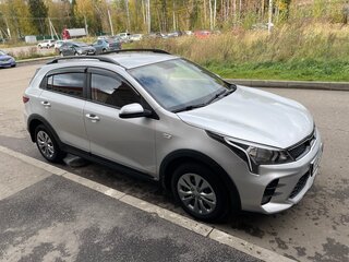 2022 Kia Rio X IV Рестайлинг, серый, 1980000 рублей, вид 5