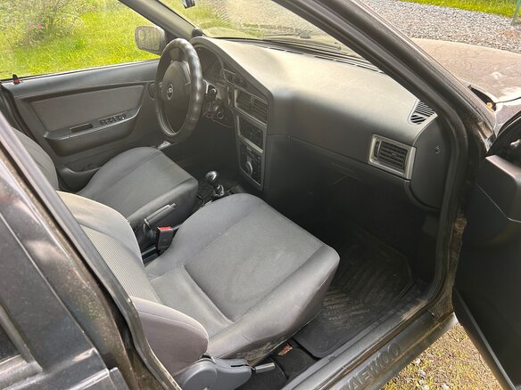 2011 Daewoo Nexia I Рестайлинг, чёрный, 150000 рублей - вид 6