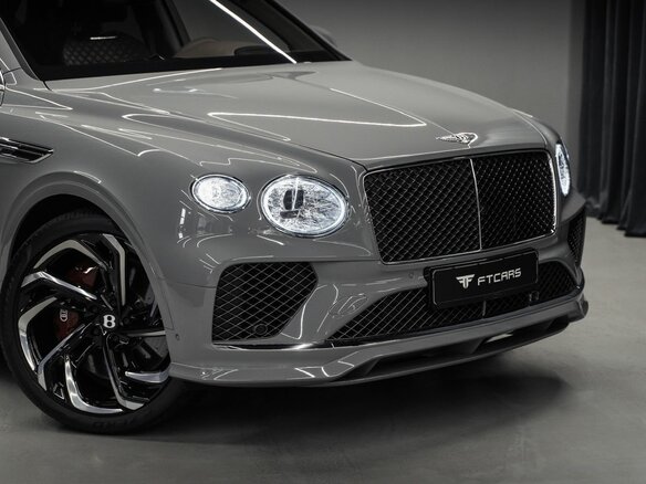 2022 Bentley Bentayga Speed I Рестайлинг, серый, 48760000 рублей - вид 3
