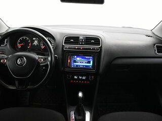 2018 Volkswagen Polo V Рестайлинг, синий, 895000 рублей, вид 5