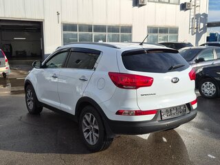 2014 Kia Sportage III Рестайлинг, белый, 925000 рублей, вид 4