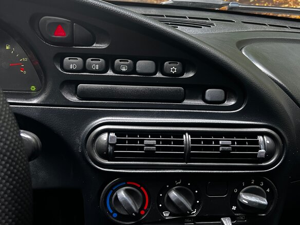 2014 Chevrolet Niva I Рестайлинг, серый - вид 17
