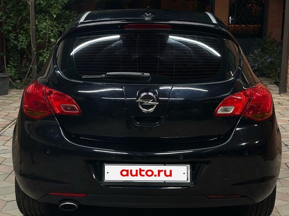 2011 Opel Astra J, чёрный, 560000 рублей