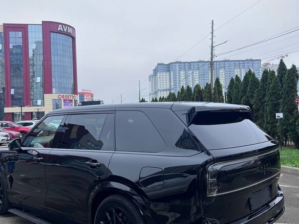 2026 Zeekr 9X 70 kWh, чёрный, 12810000 рублей - вид 8
