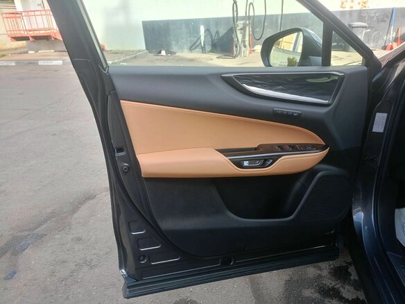 2023 Lexus NX 350h II, серый, 8300000 рублей - вид 9