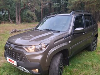 2024 Lada (ВАЗ) Niva Travel I, коричневый, 1550000 рублей, вид 2