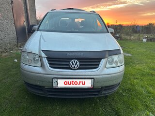 2006 Volkswagen Touran I, серебристый, 545000 рублей, вид 1