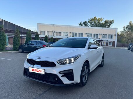 2019 Kia Cerato IV, белый, 1455000 рублей, вид 3