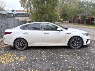 2018 Kia Optima IV Рестайлинг, белый, 2650000 рублей, вид 4