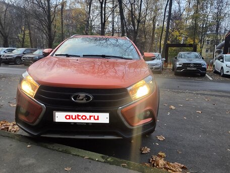 2022 Lada (ВАЗ) Vesta SW Cross I, оранжевый, 1299000 рублей, вид 1