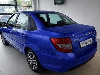 2026 Lada (ВАЗ) Granta I Рестайлинг, синий, 1007000 рублей, вид 4